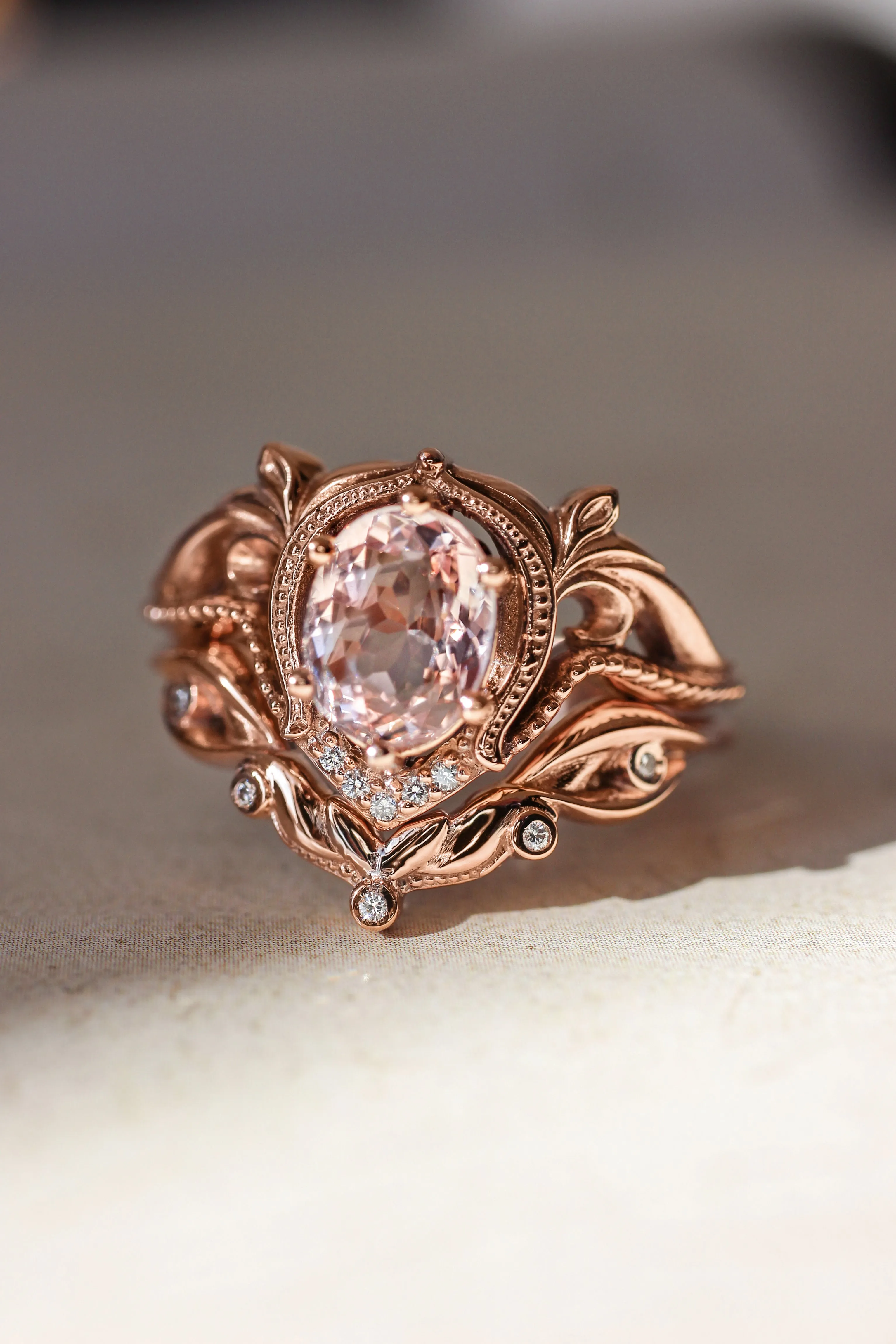 Art nouveau bridal ring set with morganite / Lida oval