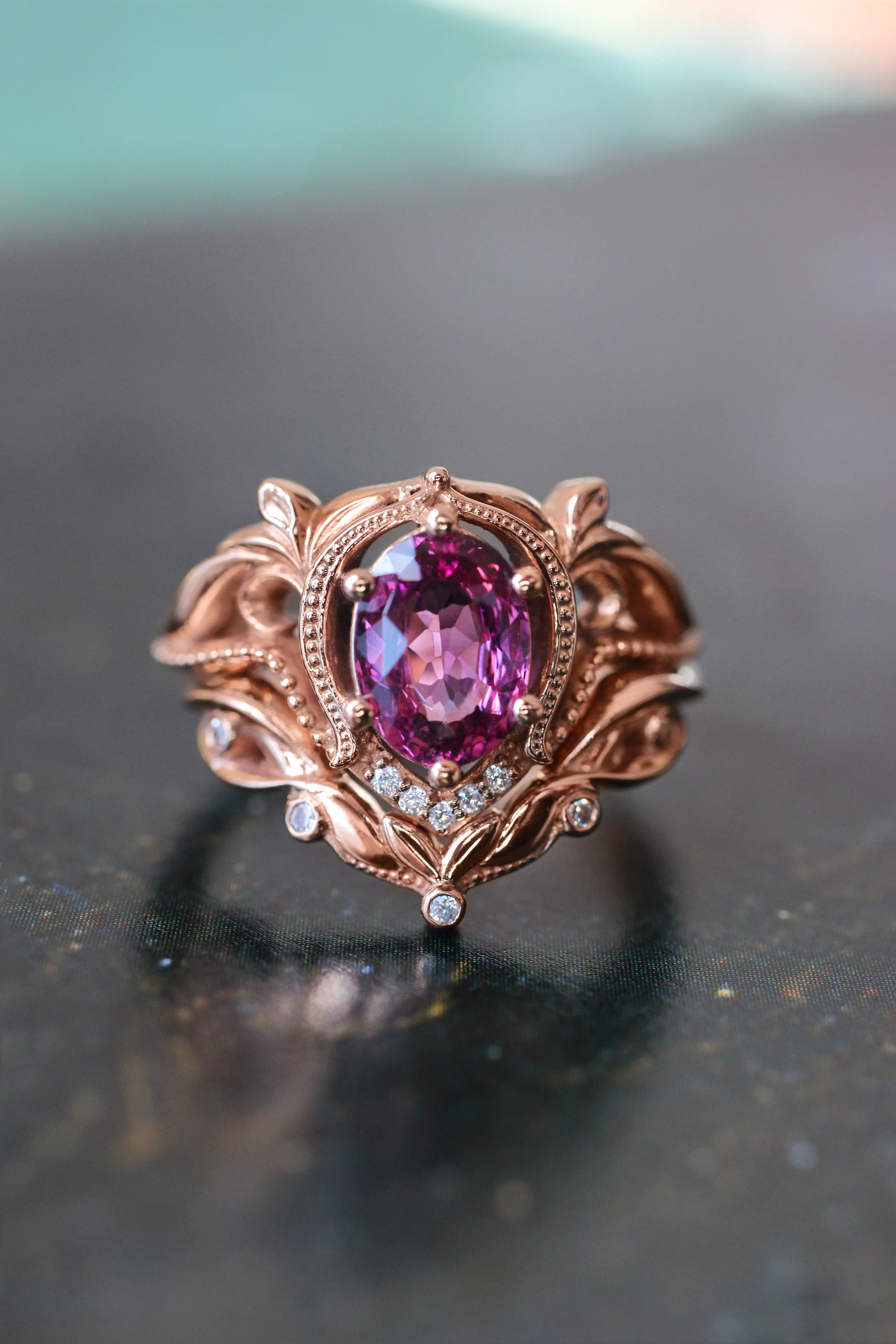 Art nouveau bridal ring set with rhodolite garnet / Lida oval