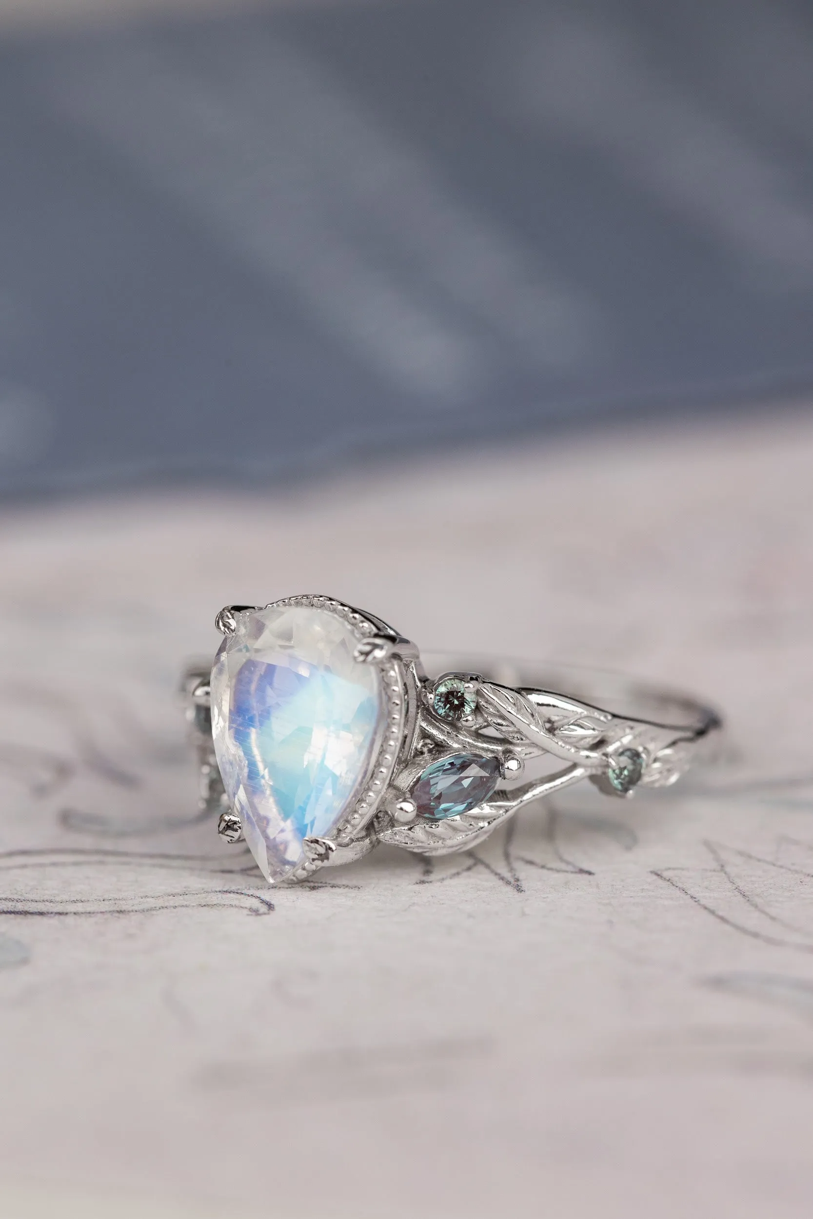 Big pear moonstone bridal ring set, engagement ring set with accent alexandrites / Patricia