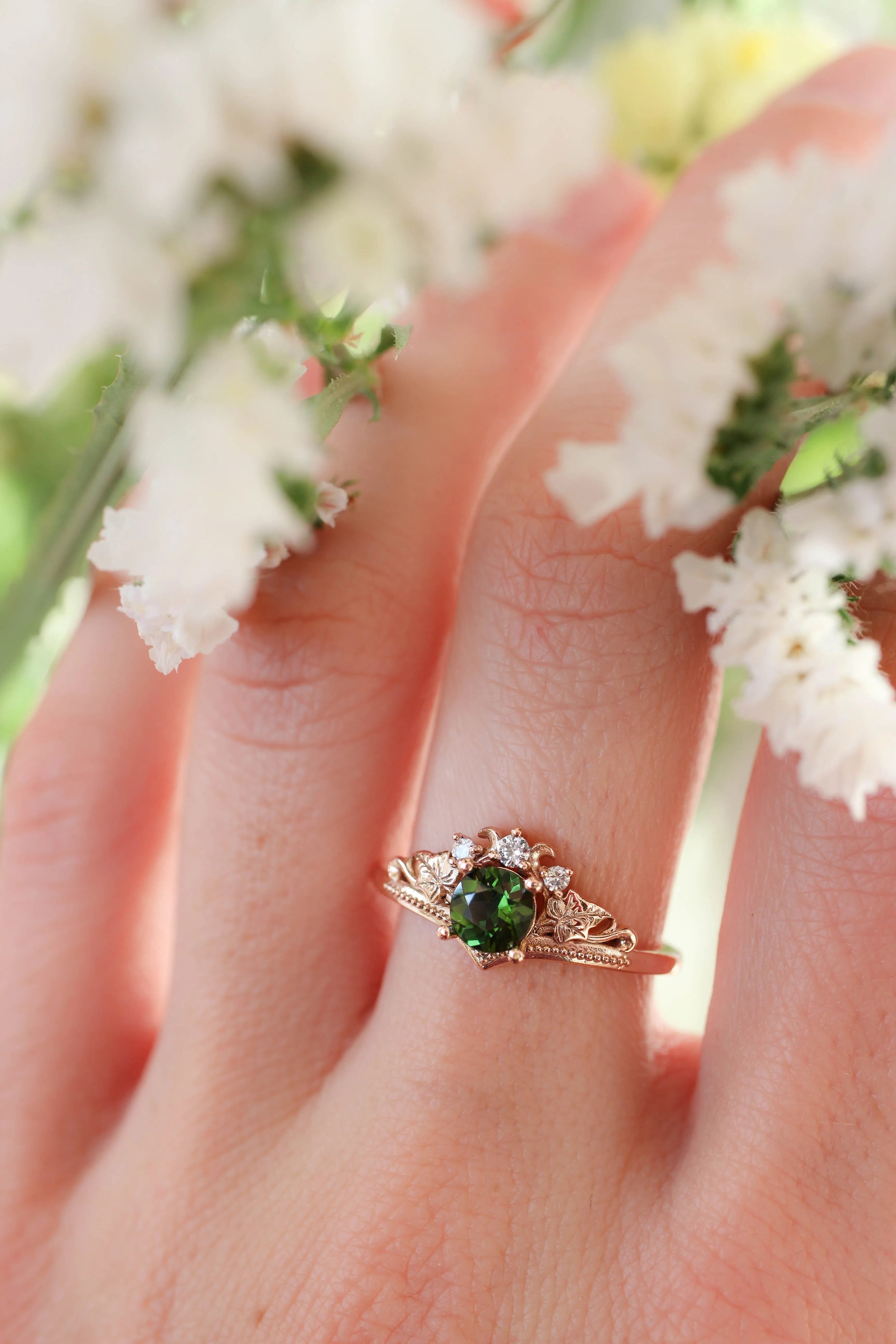 Bridal ring set with tourmaline and diamonds / Ariadne