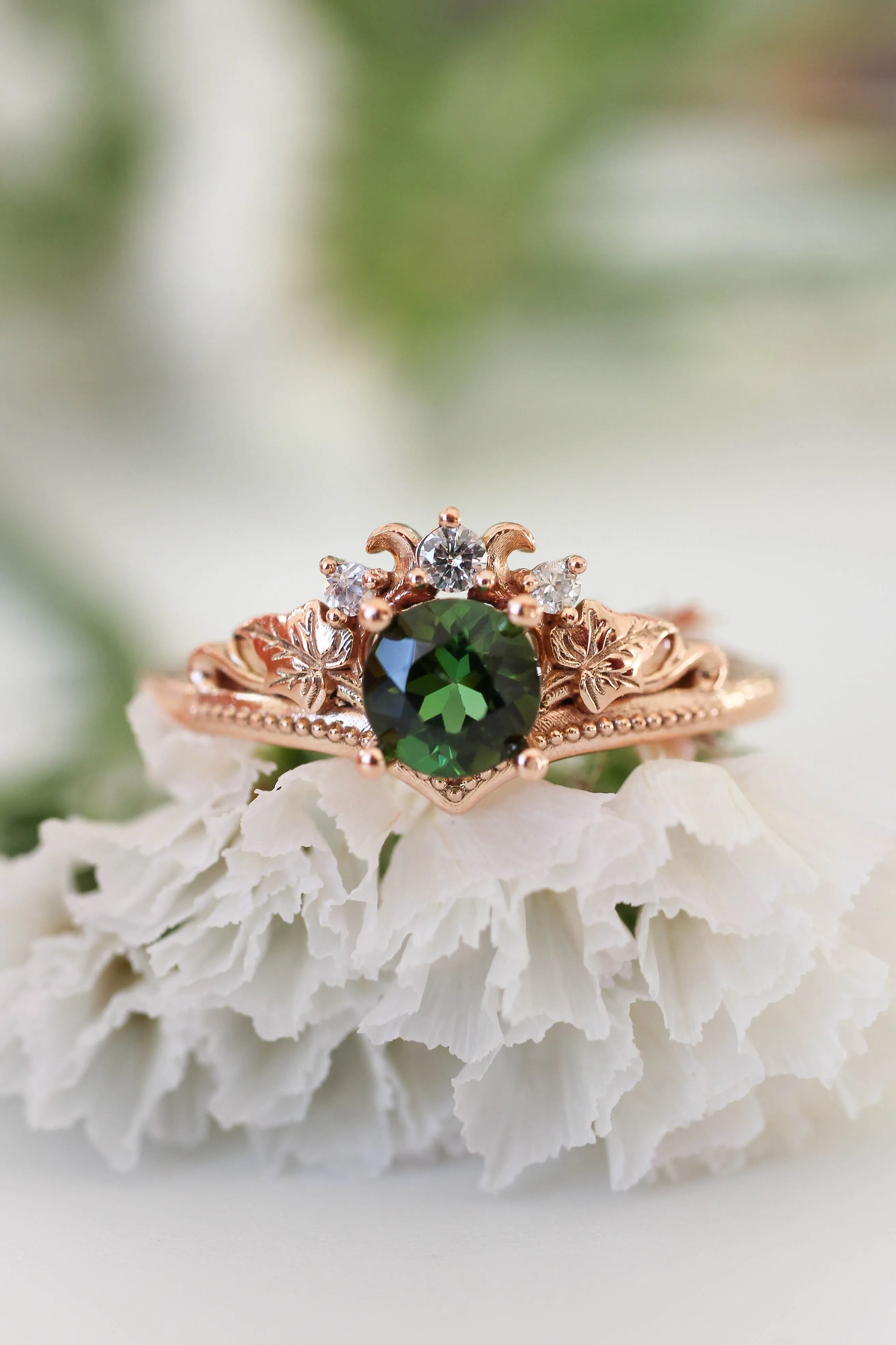 Bridal ring set with tourmaline and diamonds / Ariadne