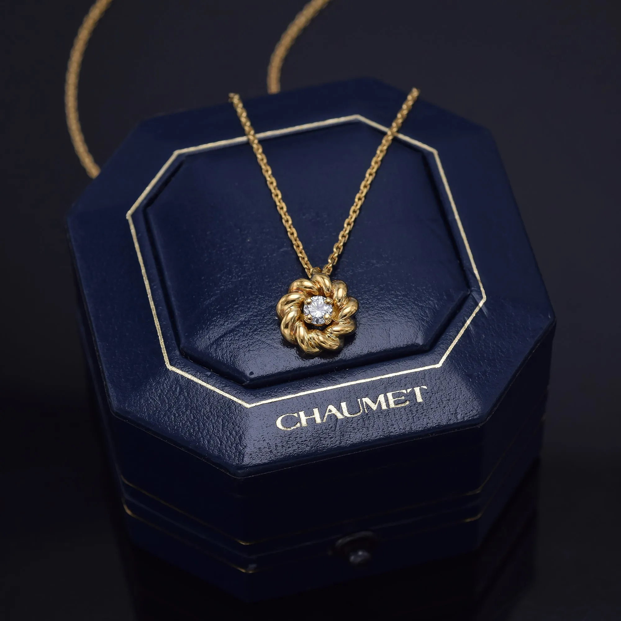 Chaumet 18K Yellow Gold Diamond Pendant Necklace E VS-1   Box