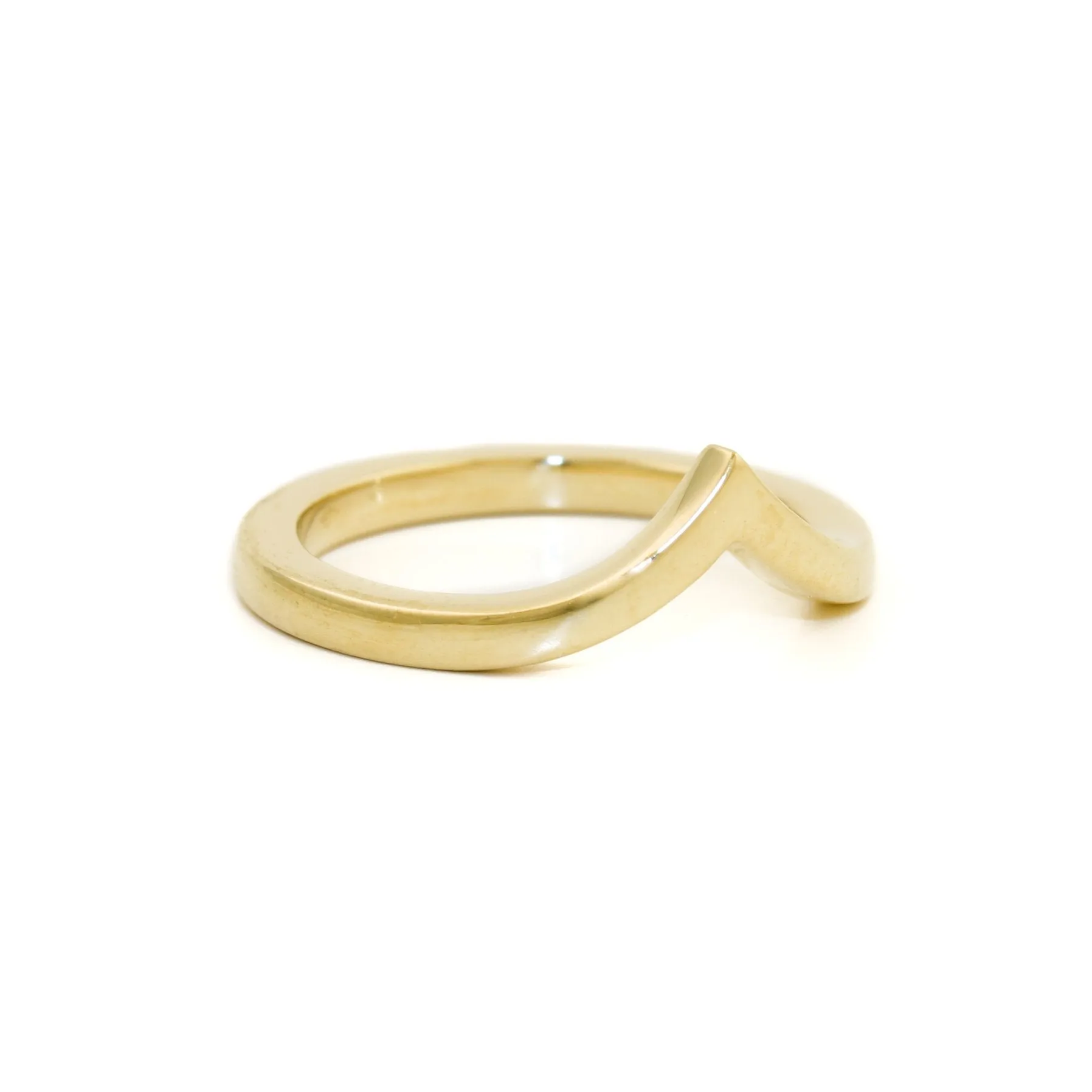 Classic 14k Gold x V-Tiara Band