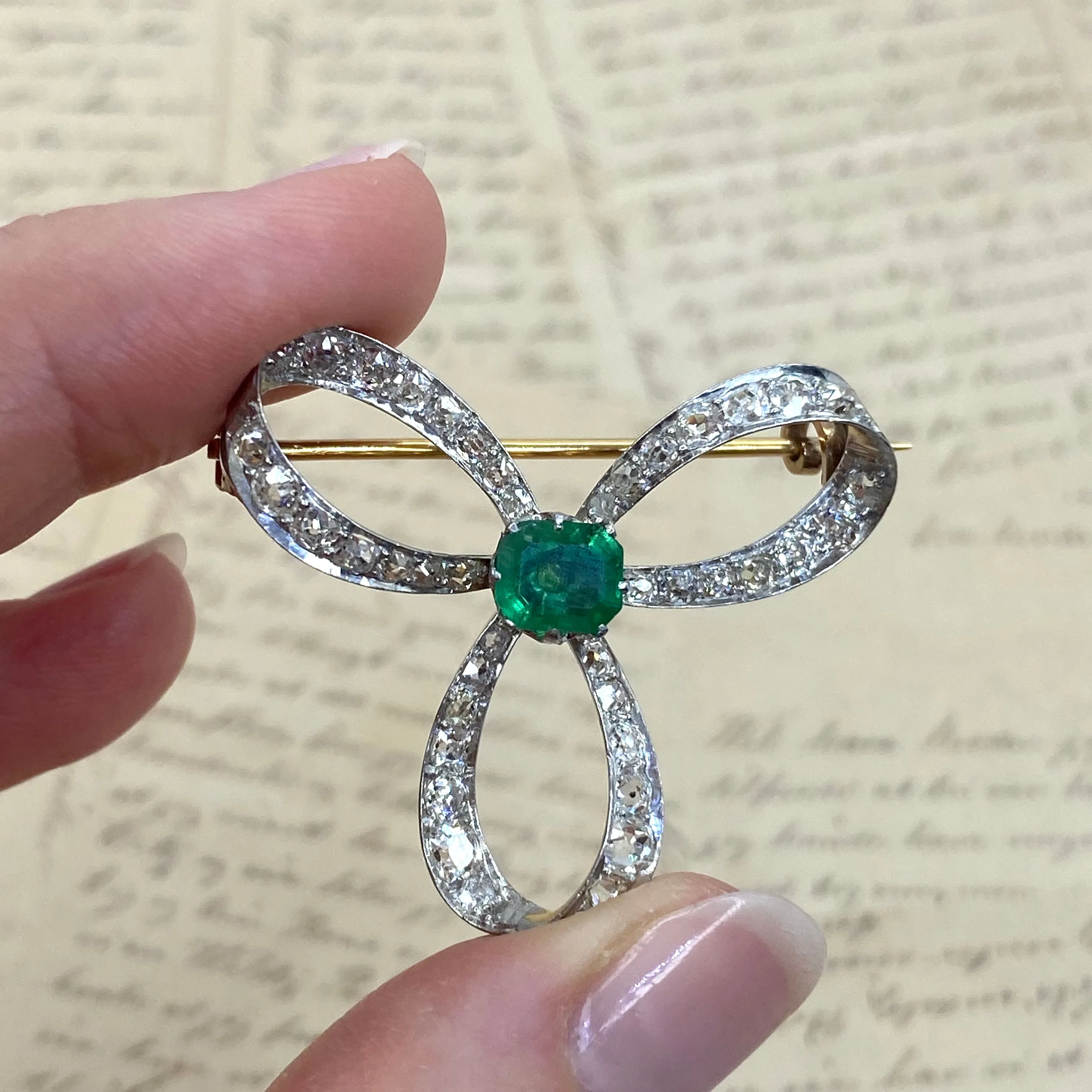 Edwardian Emerald & Diamond Platinum and Gold Pendant Brooch