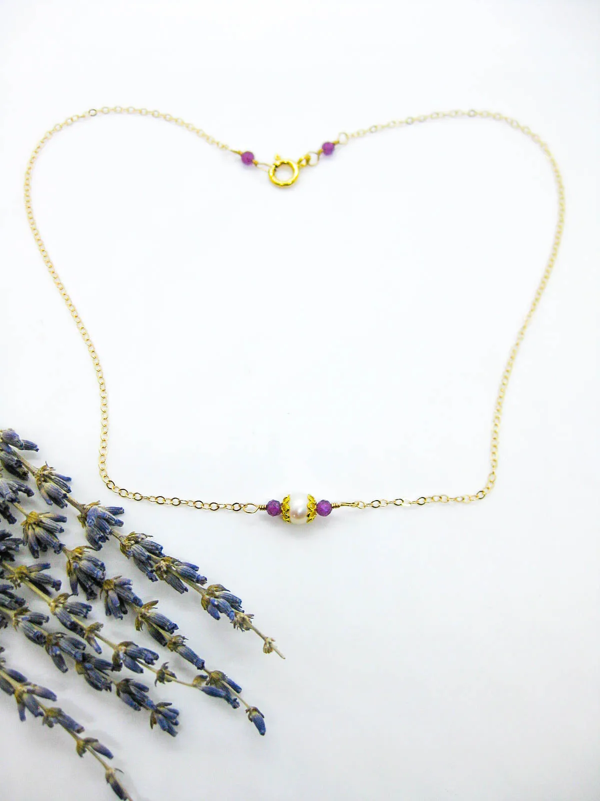 Heather: Ruby Pearl Choker - n592