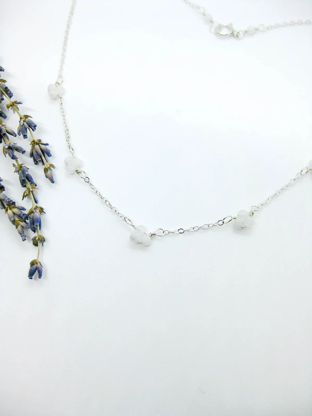 Hyacinth: Moonstone Choker - n568