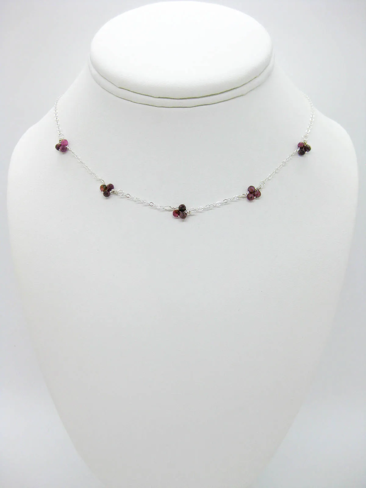 Hyacinth: Ruby Choker - n554