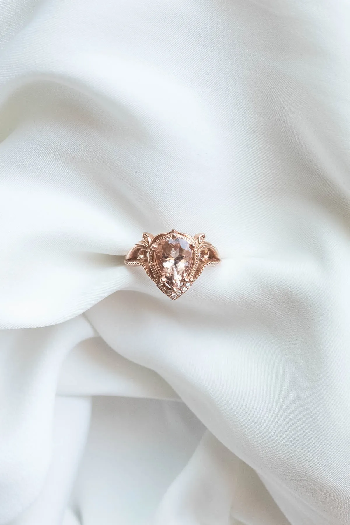 Morganite engagement ring in rose gold, statement ring with peach morganite / Lida