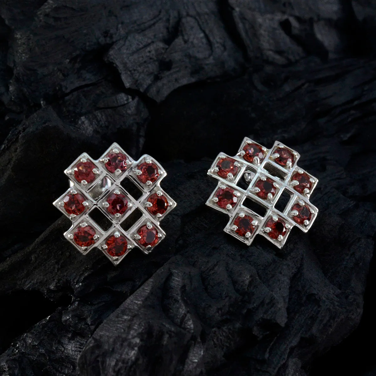 Riyo Delightful Sterling Silver Earring For Damsel Garnet Earring Bezel Setting Red Earring Stud Earring