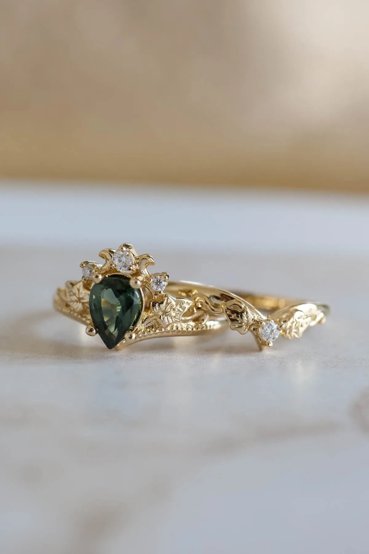 Sapphire bridal ring set, forest green sapphire engagement ring set / Ariadne