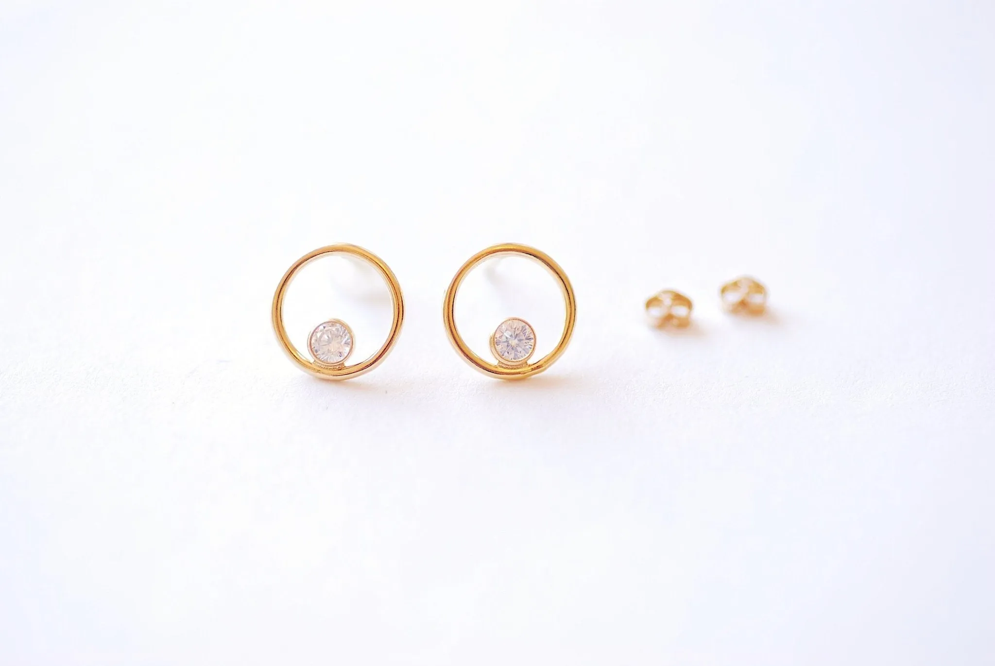 Wholesale 14k Gold Filled Open Circle Cubic Zirconia Stud Earrings - Minimalist Earrings, Everyday Jewelry, Gold Circle Stud Earrings, Dainty Studs