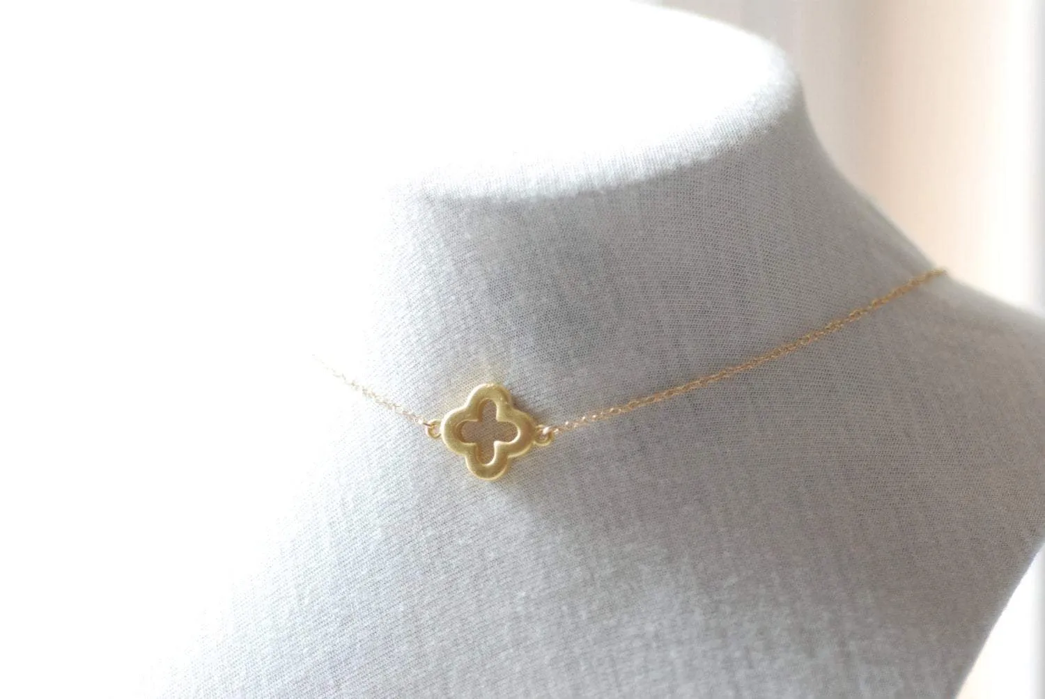 Wholesale Gold Clover Necklace, Clover Charm, Gold Necklace, Gold Quatrefoil Necklace, Gold Layer Necklace, Flower Necklace, Dainty Necklace